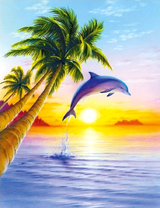 Прыгающий дельфина на фоне заката