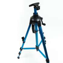 Без бренда «Мольберт металлический тренога складной, усиленный, синий в чехле с уровнем, компасом и ручкой, регулируемый» в Вологде